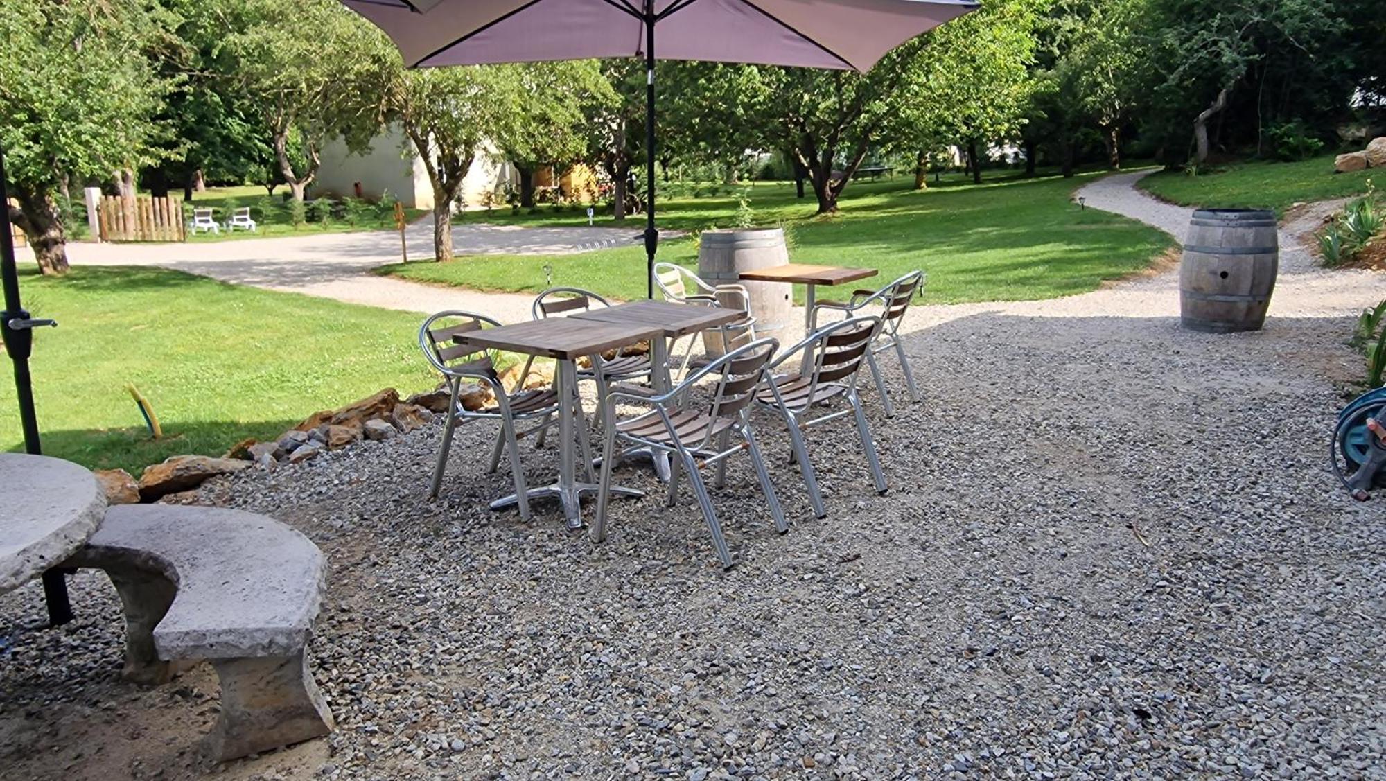 Gite L'Enclos O Rendez-Vous Roquefeuil-Pays De Sault- Avec Jardin Exterior photo